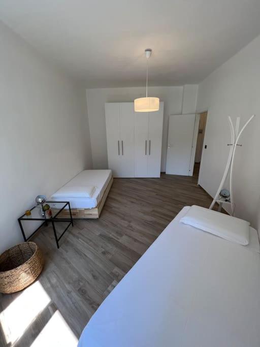 Borgo Marina Apartments 因佩里亚 外观 照片